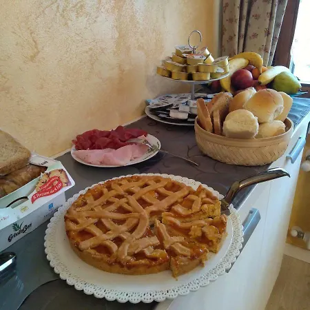 Casa Belluno Bed and Breakfast 3*